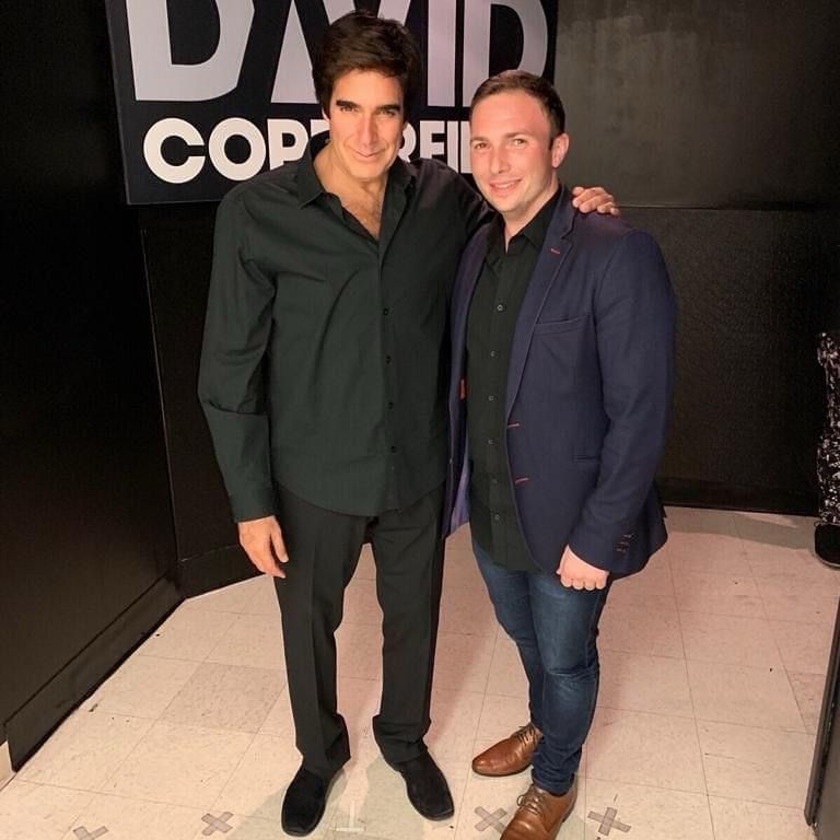 Magician & Mentalist Larry Soffer